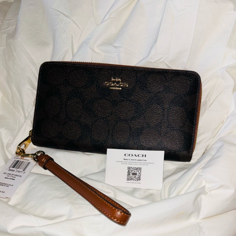 Coach Black and Brown Zip-Around Wristlet